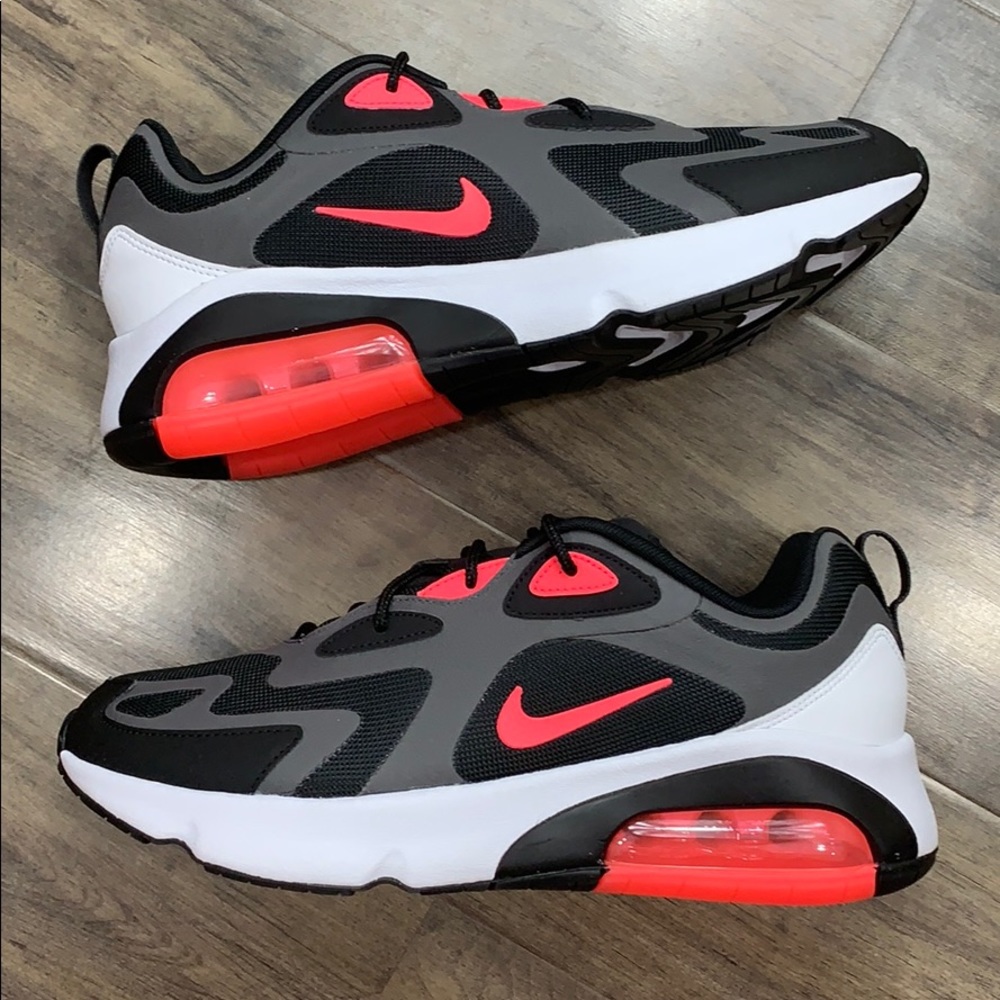 NIKE AIR MAX 200 Thunder Grey/Hot Punch-Black
NWT - Picture 6 of 16
